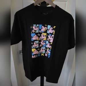 Neff, Mickey Mouse Tshirt, Men's medium, black